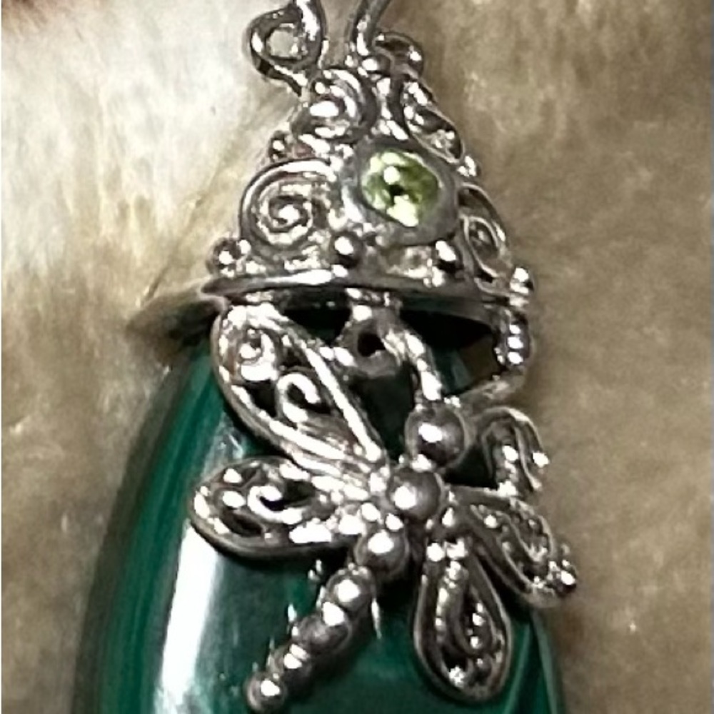 African Malachite pendant in platinum over copper